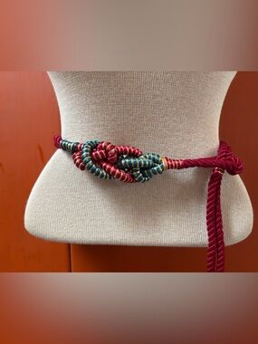 Fabulous knotted belt!